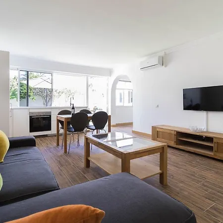 Lapahi Apartment