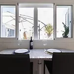 Lapahi Apartment *